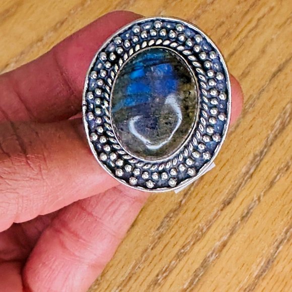 Labradorite Real Gemstone Ring Large 1.25 Inches Ornate Setting Ring Size 9 - Picture 8 of 9